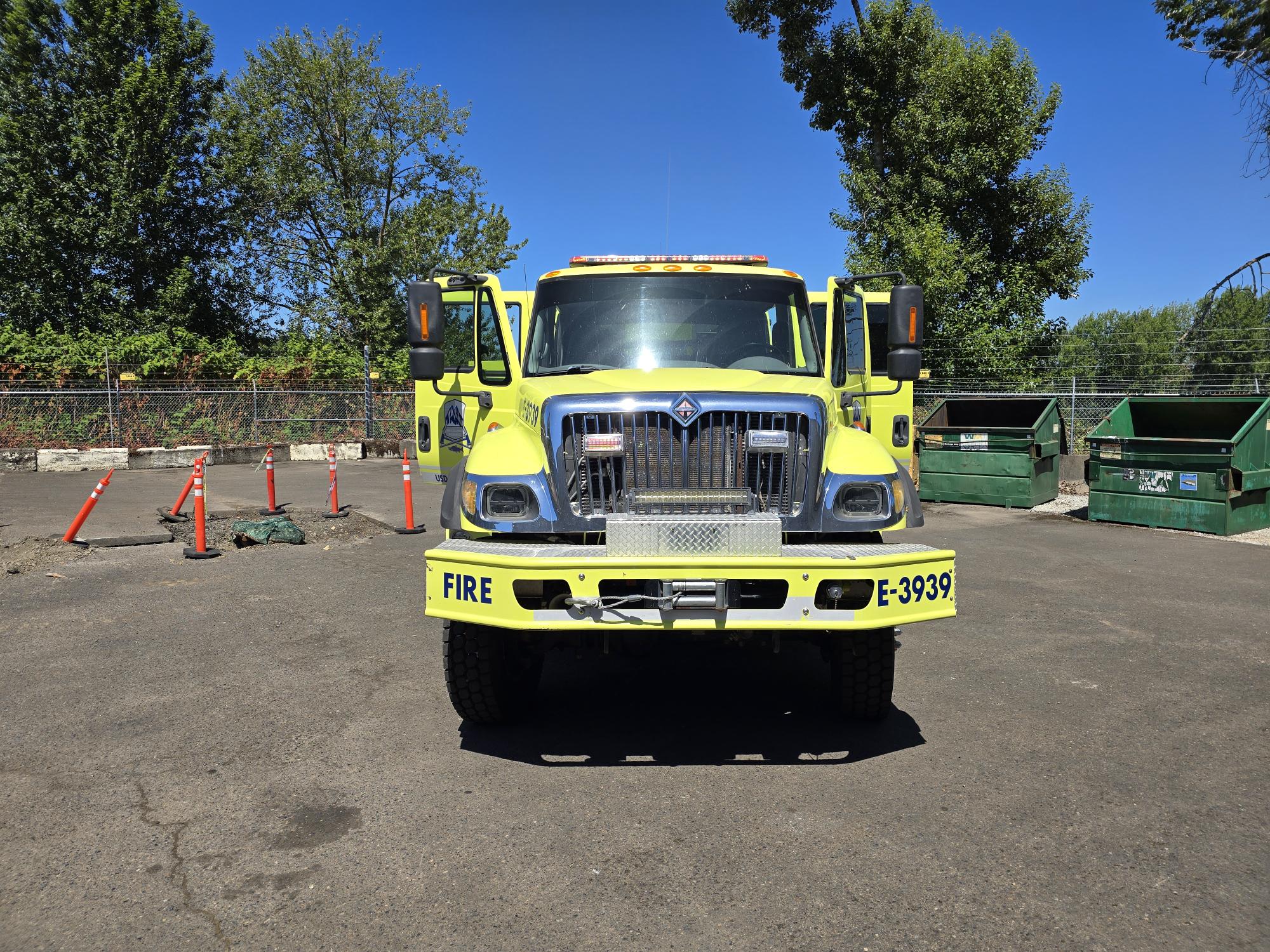 2007 International 7400 - Image 3